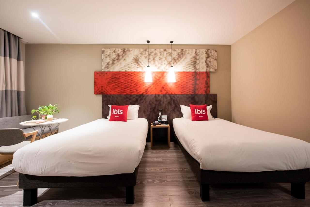 Ibis Xi'An Small Goose Pagoda Hotel Bagian luar foto